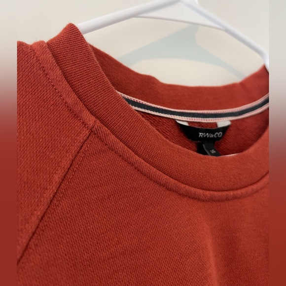 RW&CO Sweatshirt Cotton Sweater Size L - Picture 8 of 8